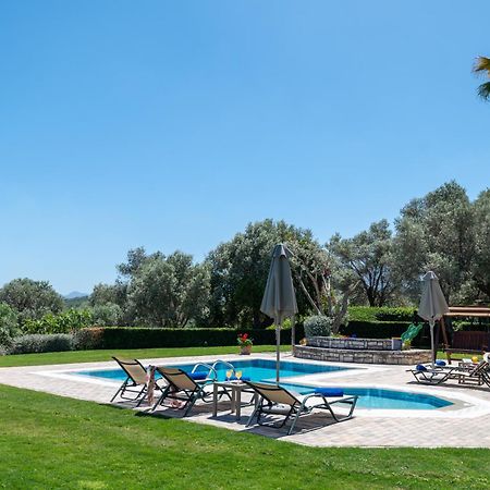 Villa Elisabeth Πέραμα Εξωτερικό φωτογραφία
